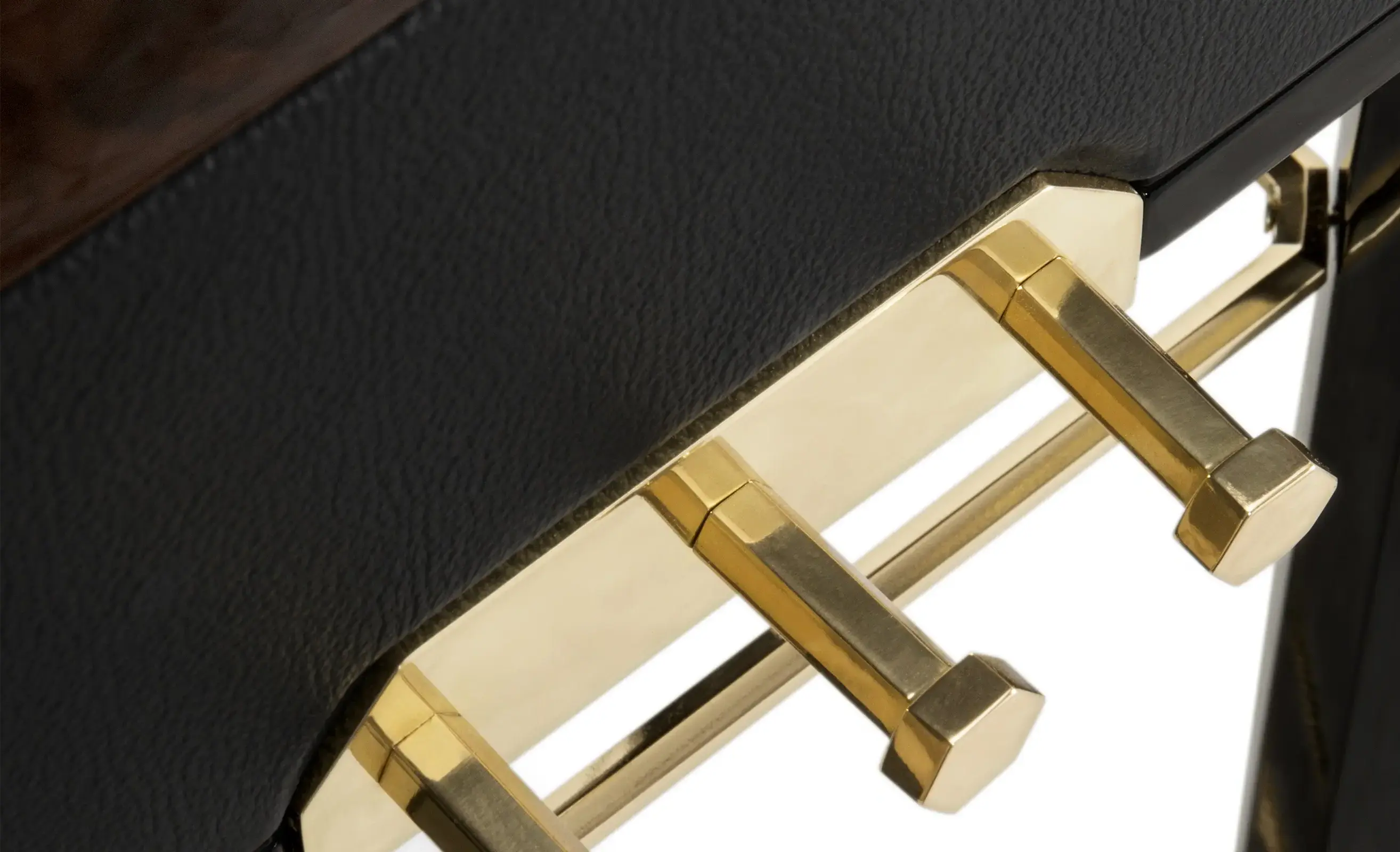 Вешалка Cadence