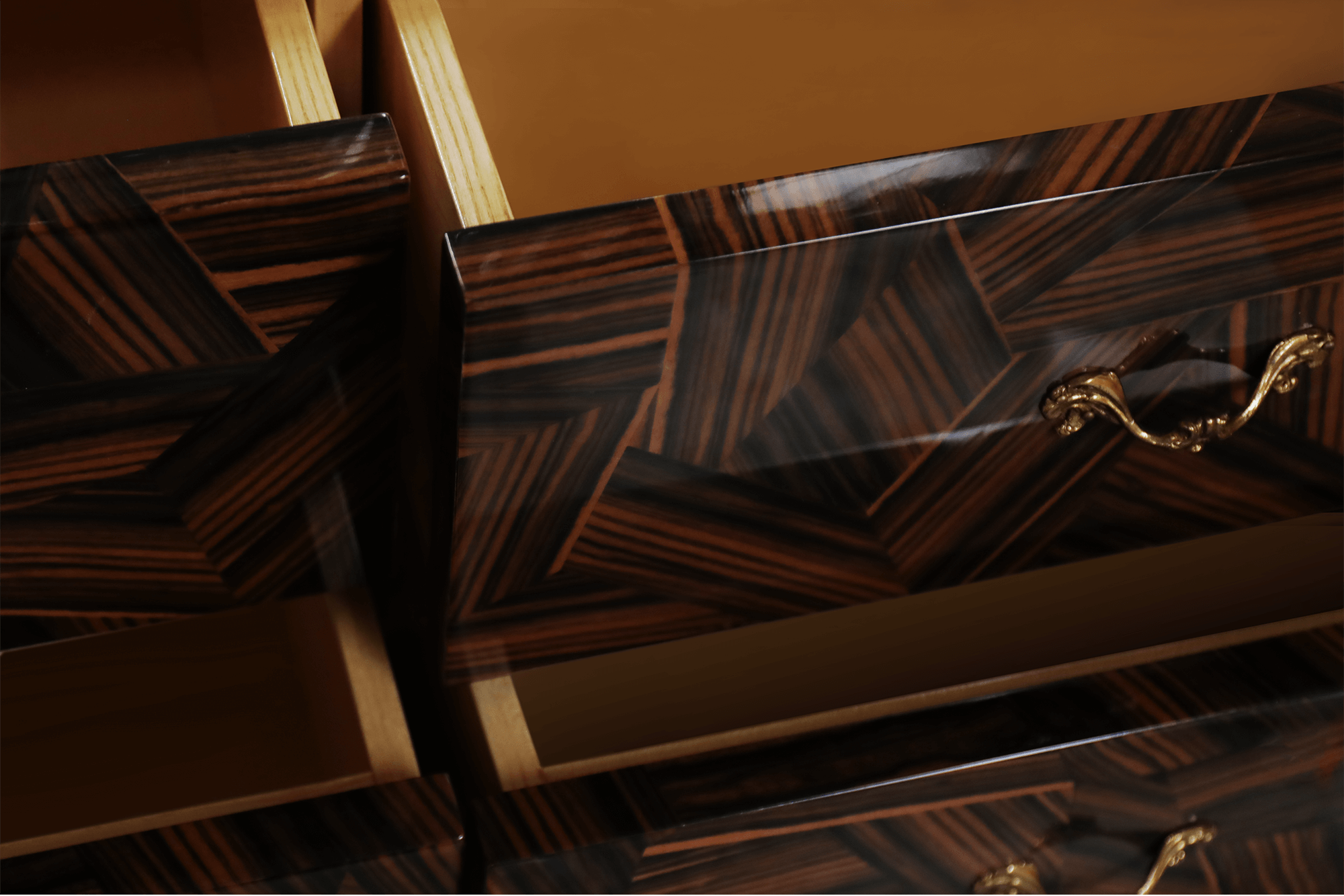 Шкаф-пэчворк Louvre