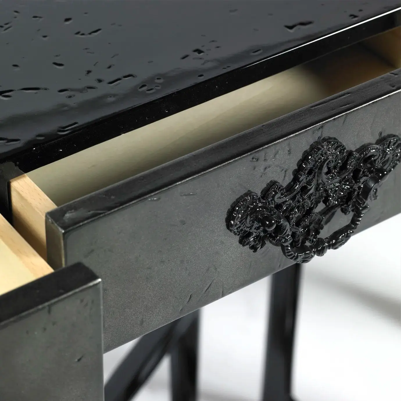 Консоль черная Metropole