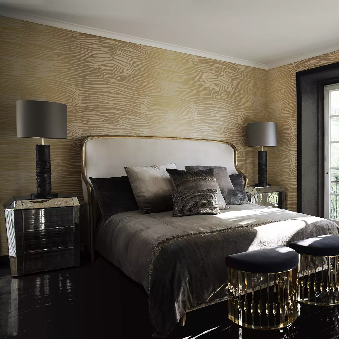 Тумба прикроватная с 3 ящиками Tamaris