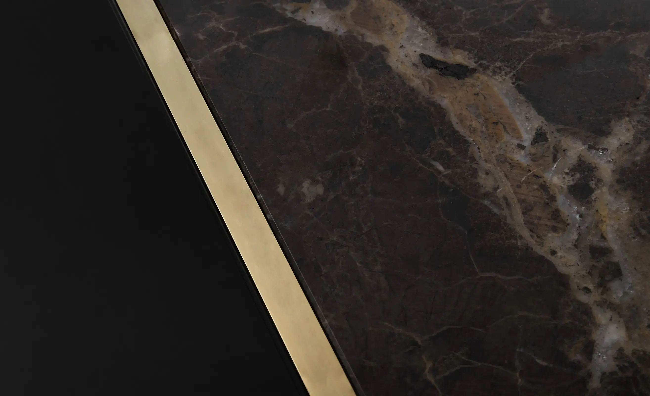 Обеденный стол Ascend