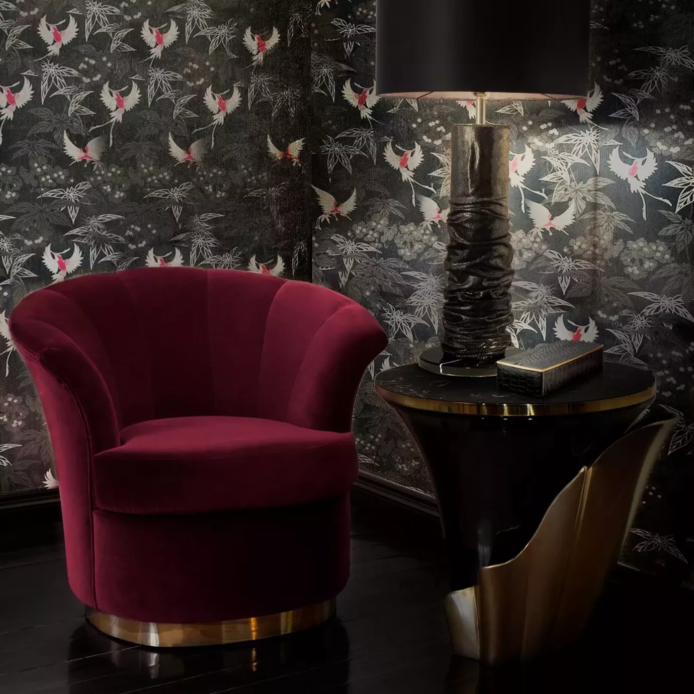 Приставной стол с патиной Solstice