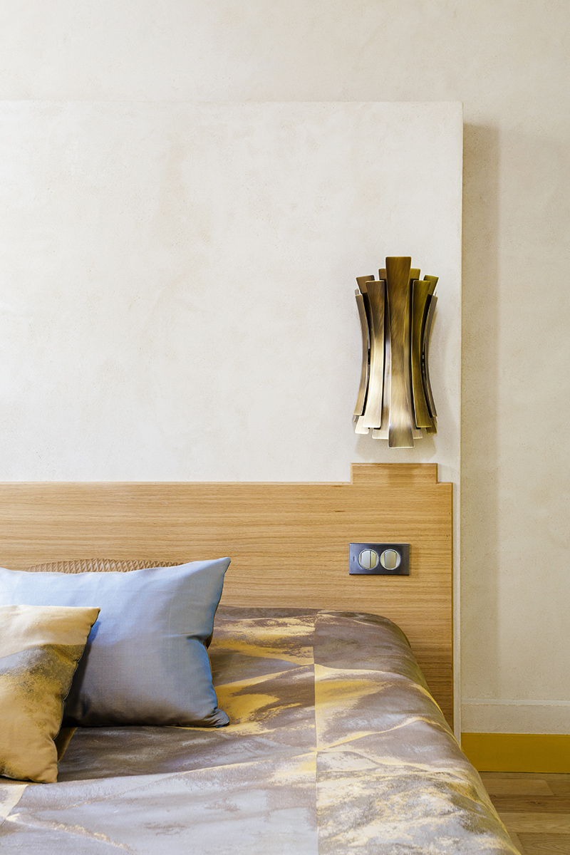 Настенное бра Elegant