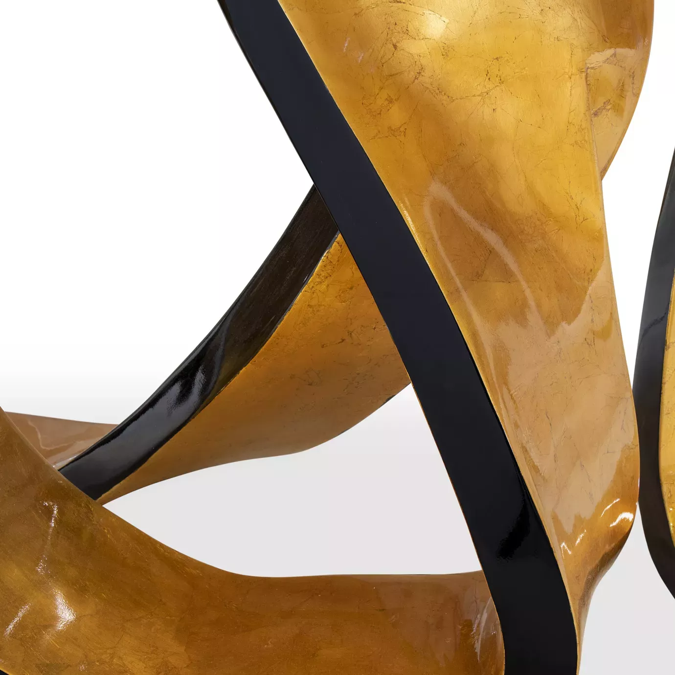 Обеденный стол с золотым листом Ribbon