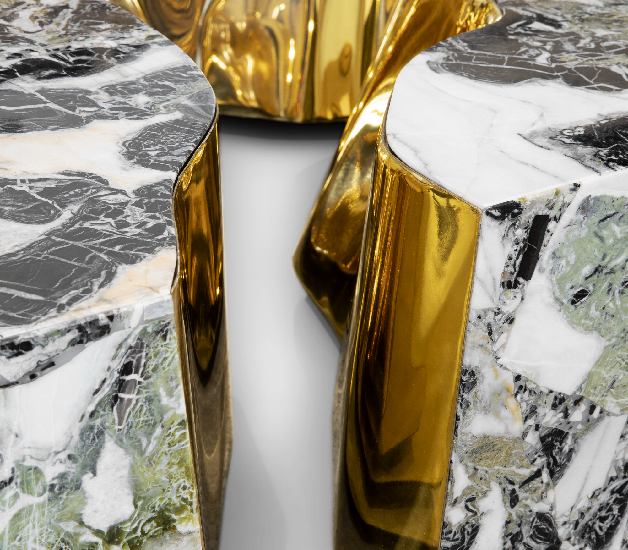 Журнальный стол Fissure Marble