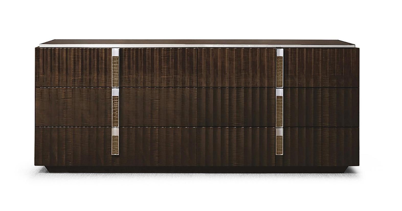 Комод с кожей и хромом Chrome Leather Dresser