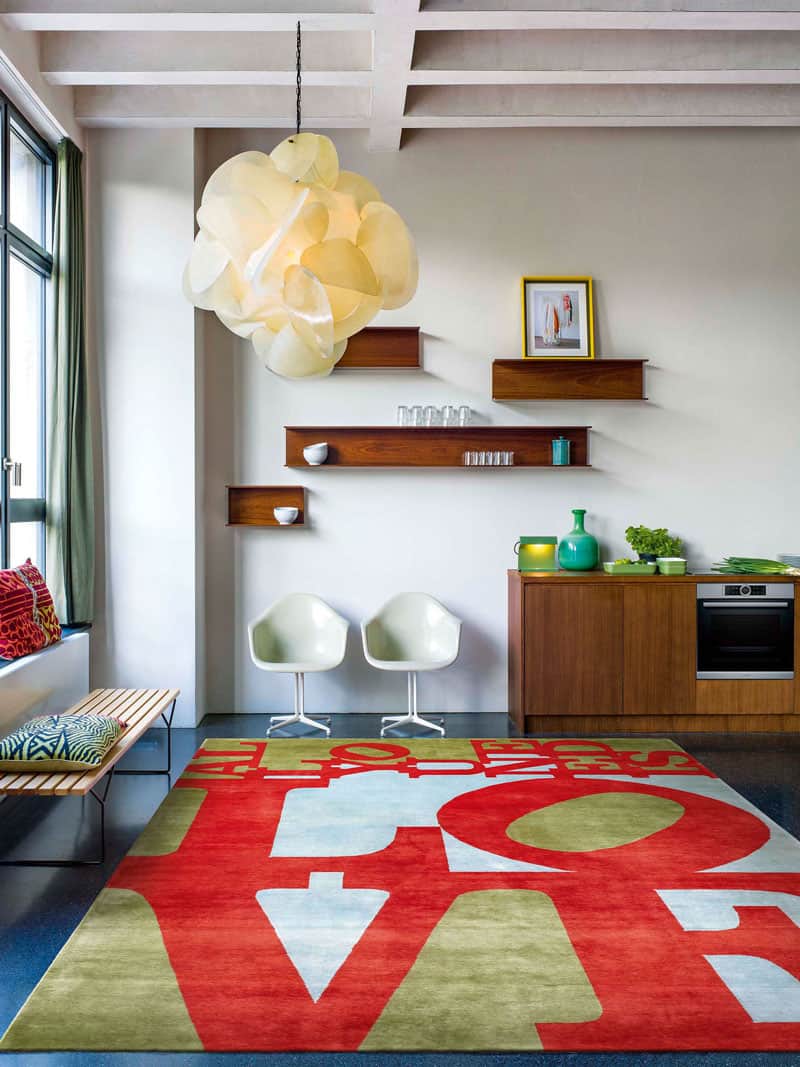 Роскошный ковер ручной работы All You Need Is Love