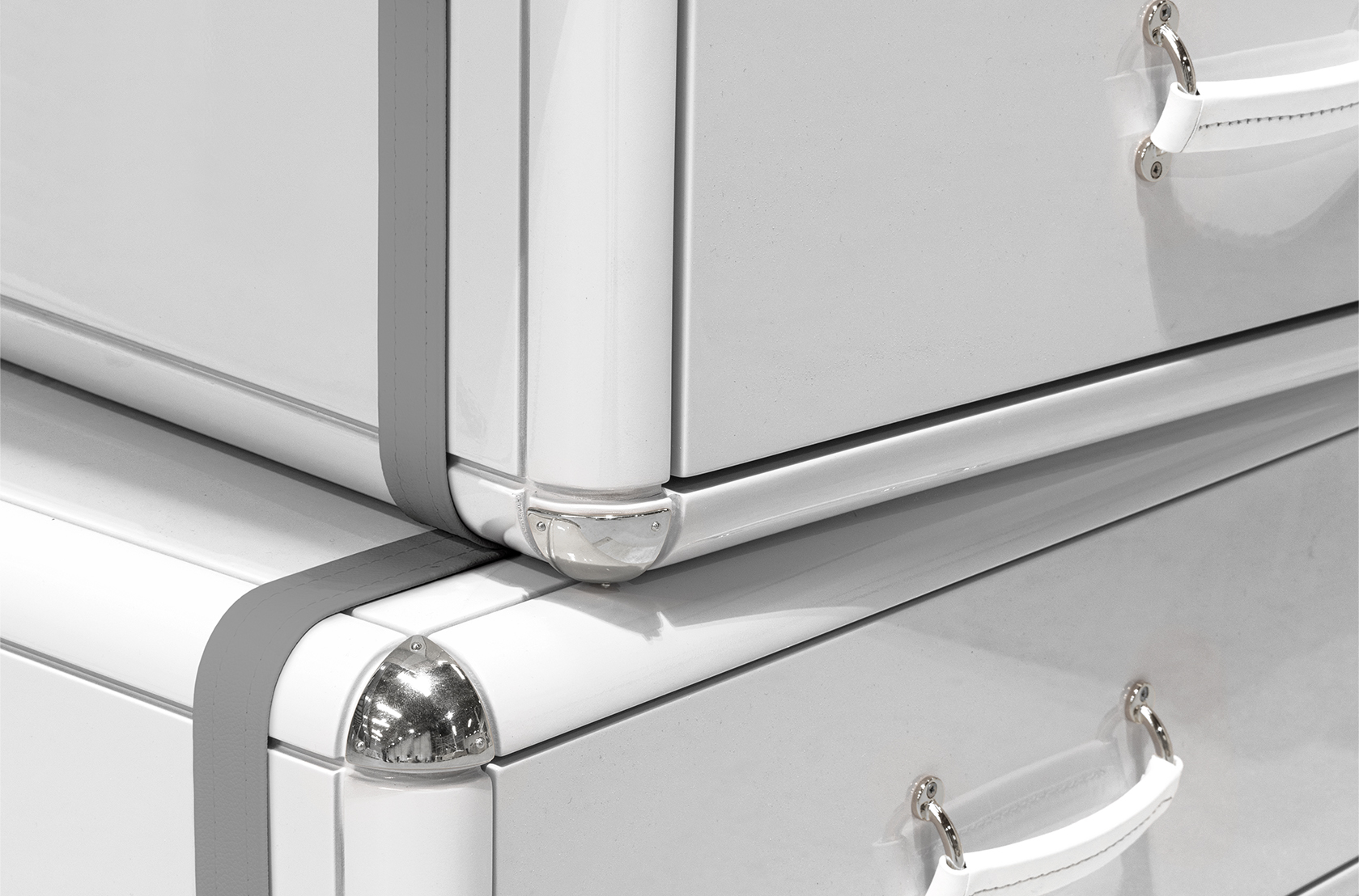 Комод-пеленатор Enchanted Changer