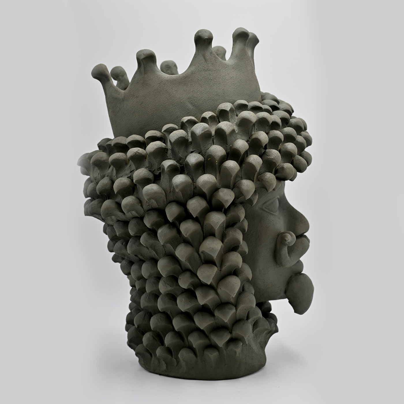 Скульптура серая Moor's Head