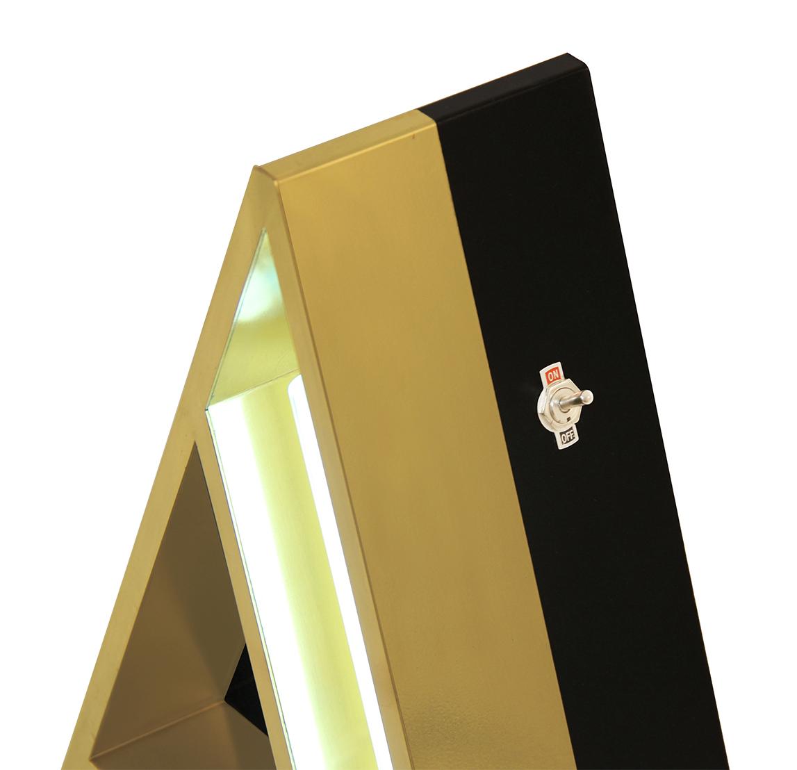 Декоративный светильник Alpha Letter A