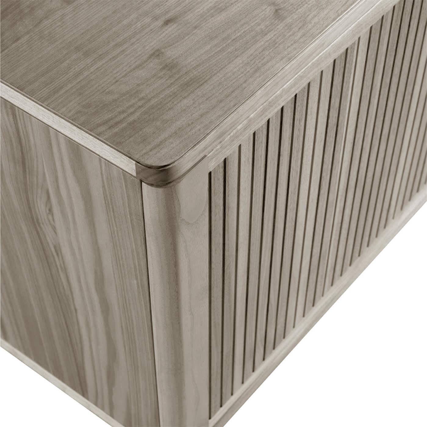 Буфет Eleva на 3 двери серый