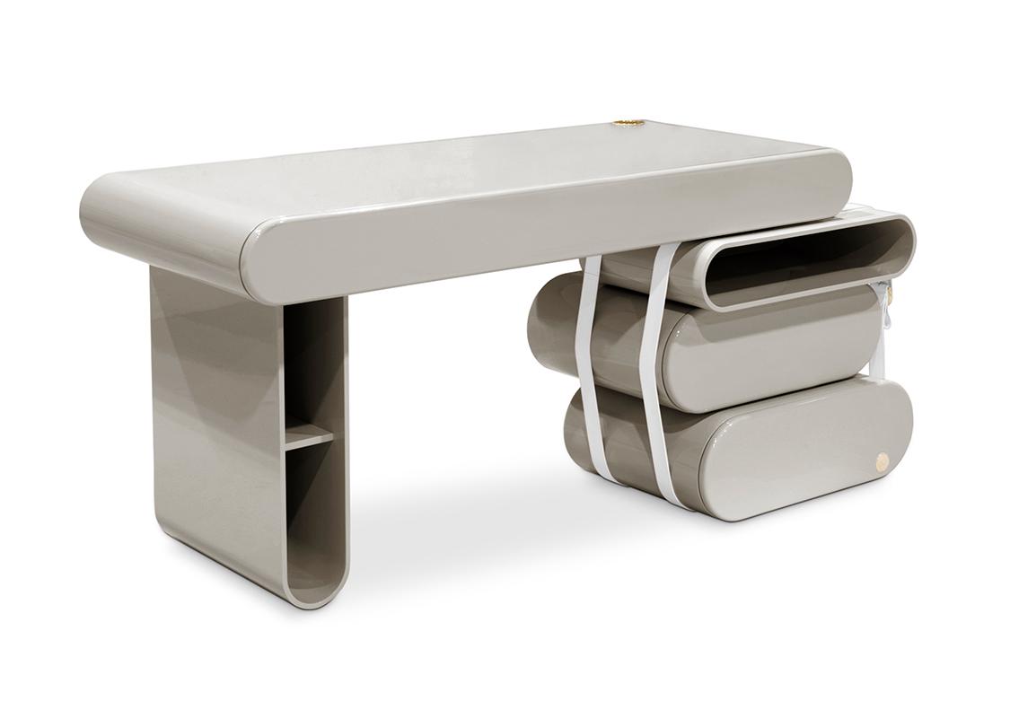 Детский письменный стол Fantasy Realm