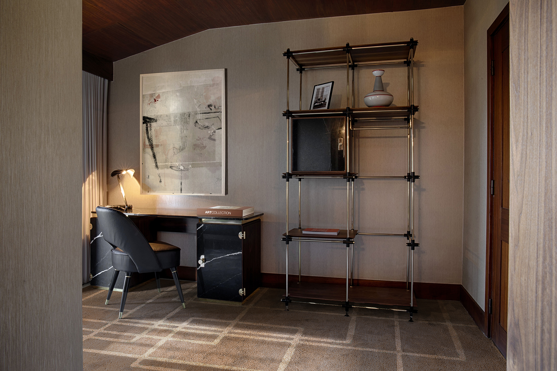 Настольная лампа Kirk