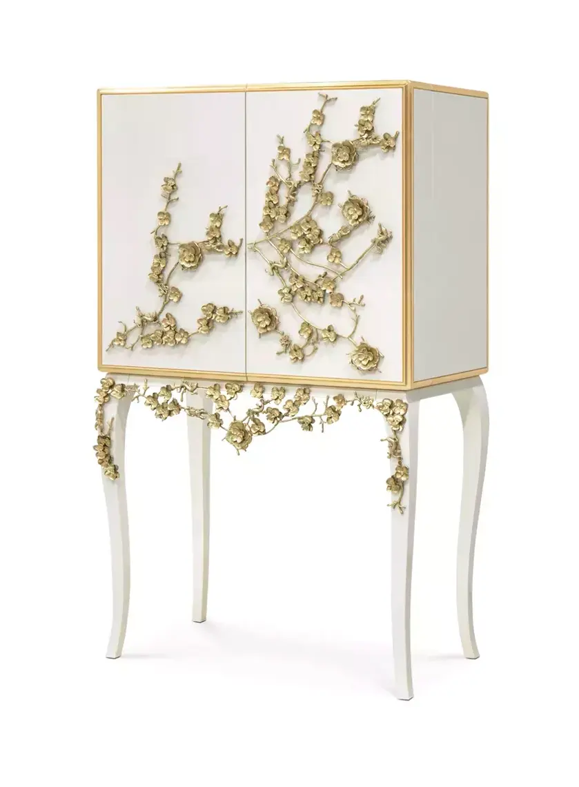 Барный шкаф с лаковой отделкой Mirage