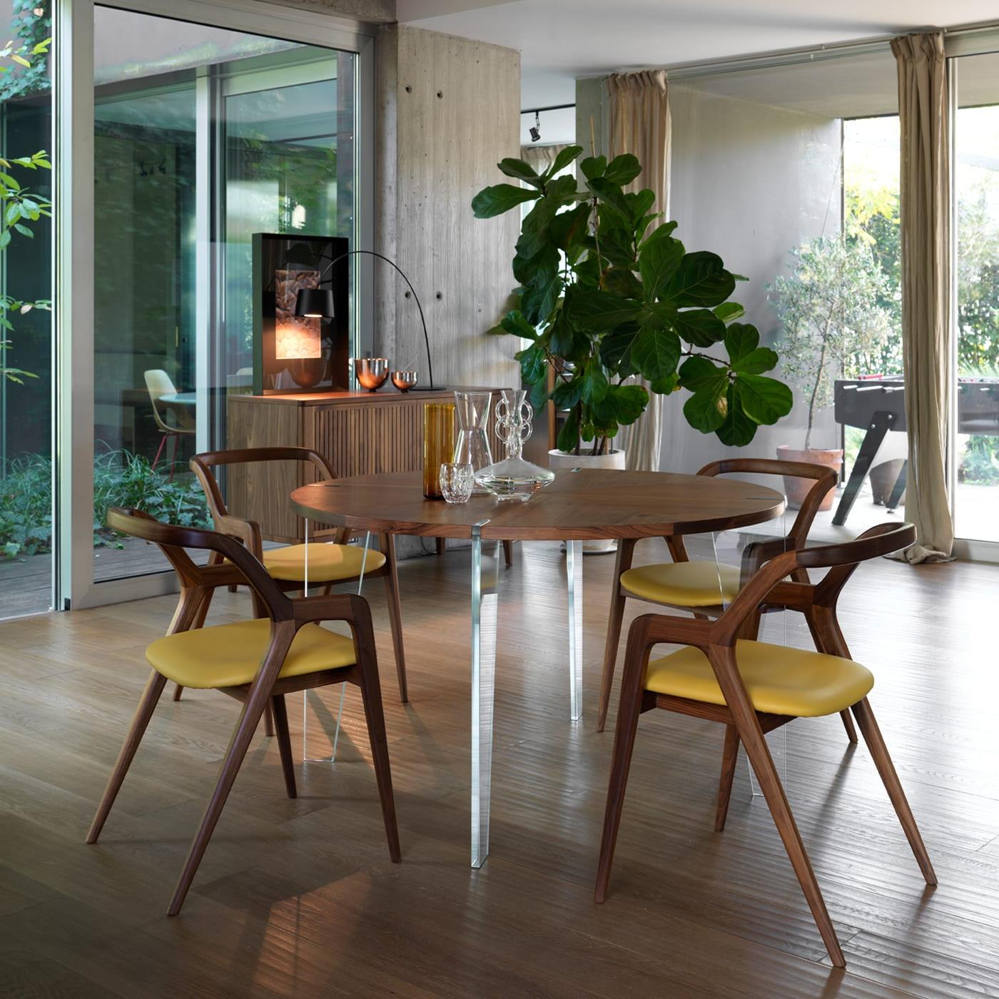 Круглый стол коричневый Sospeso