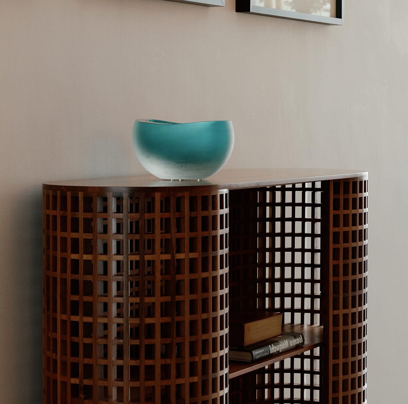 Консоль из натурального дерева