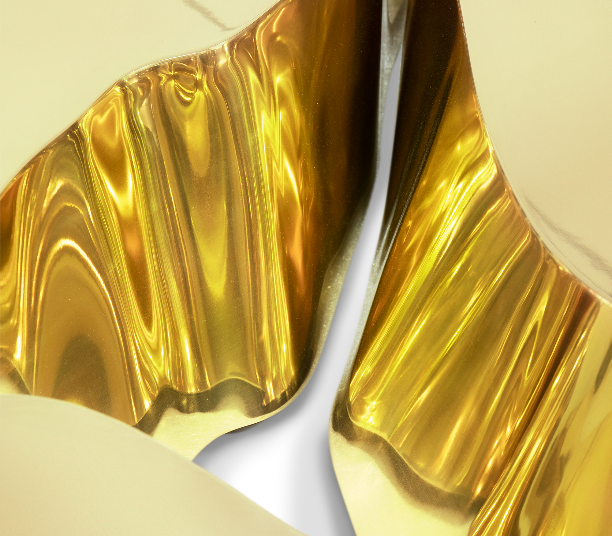 Журнальный стол Fissure Gold Leaf