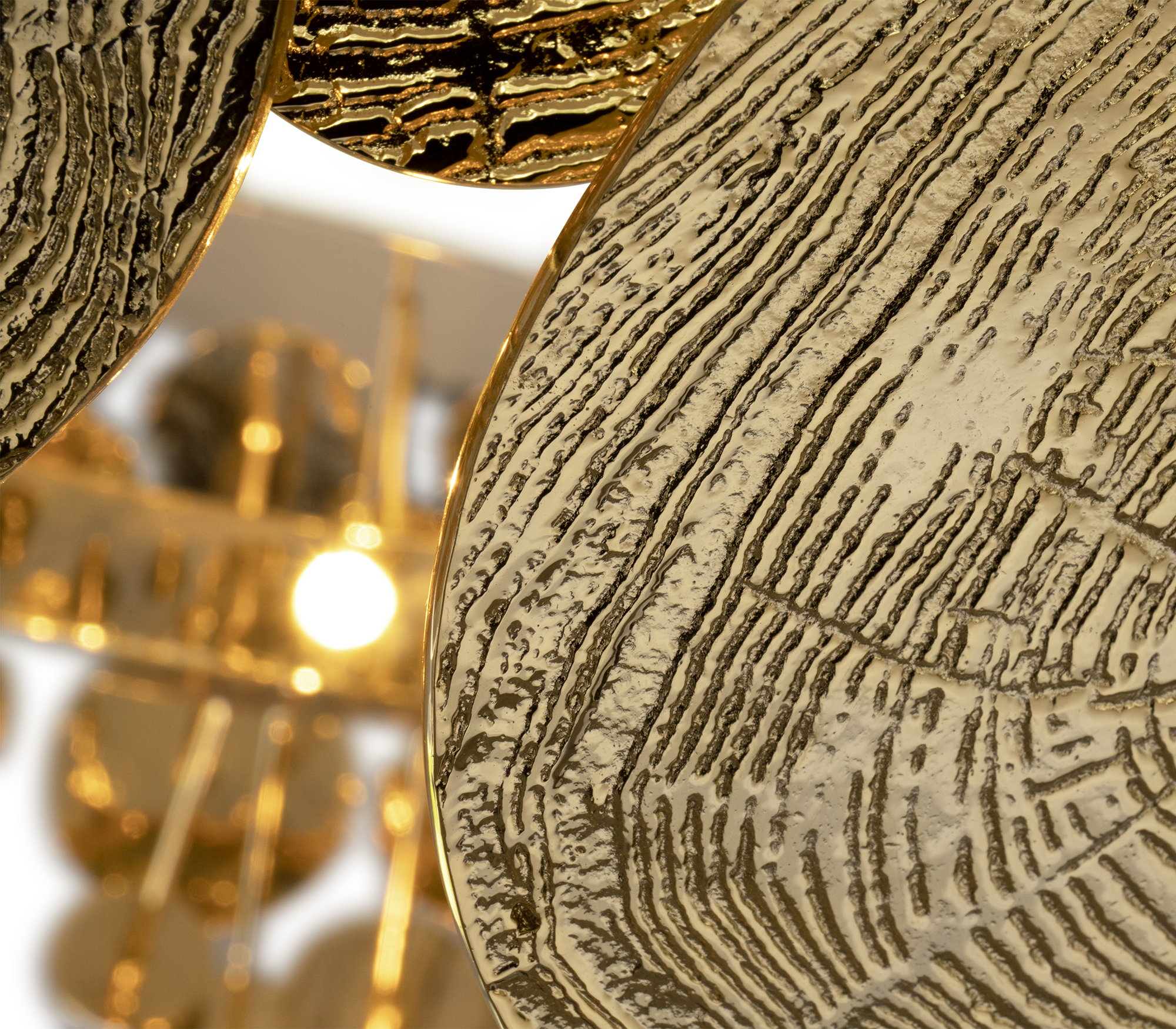 Люстра Gravity