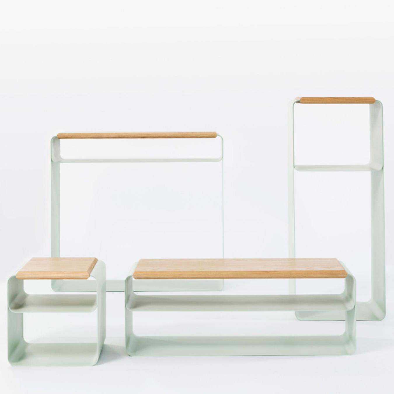 Элегантный минималистичный книжный шкаф