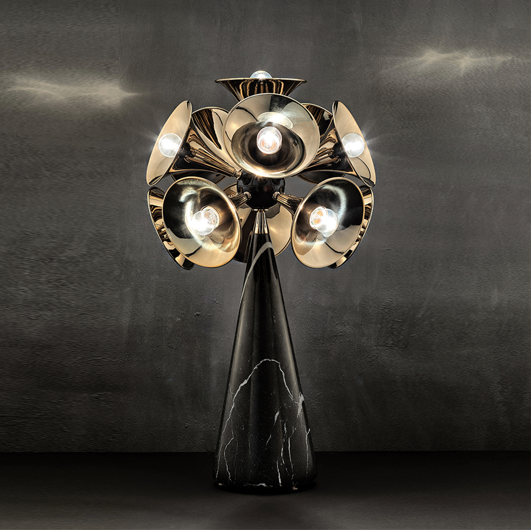 Настольная лампа Sonata