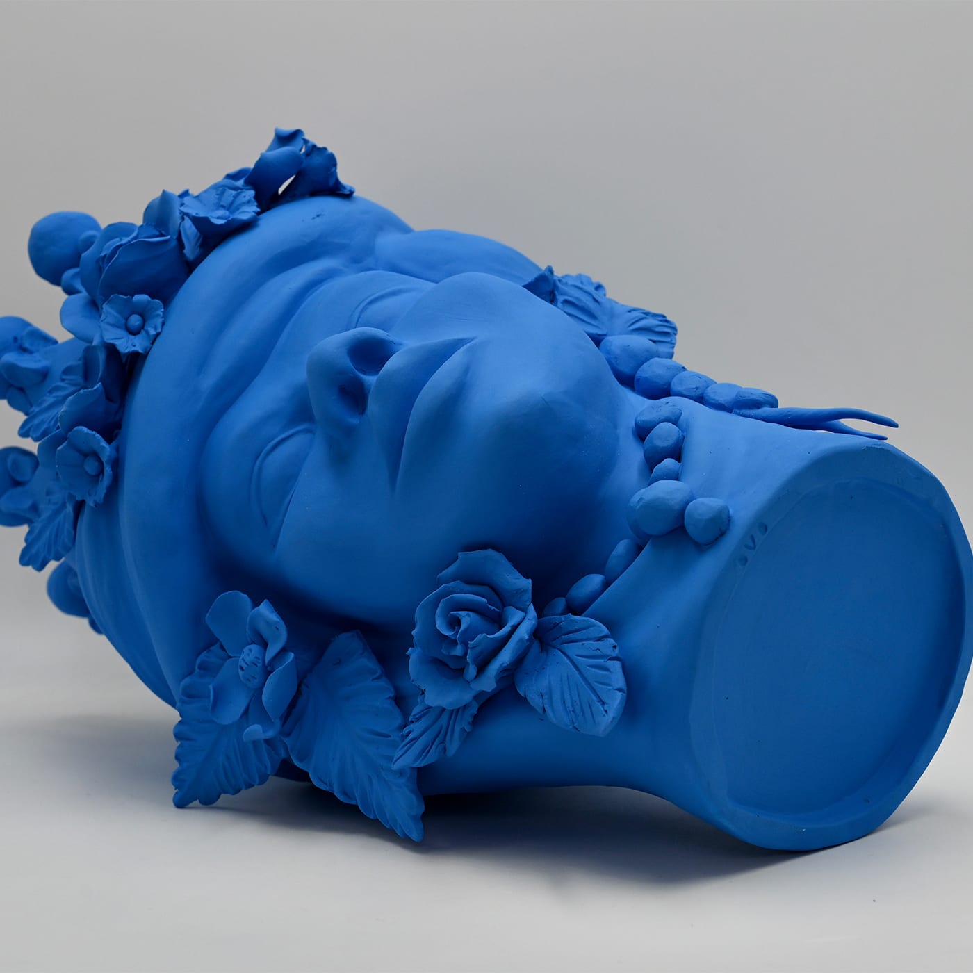 Скульптура синяя Moor's Head