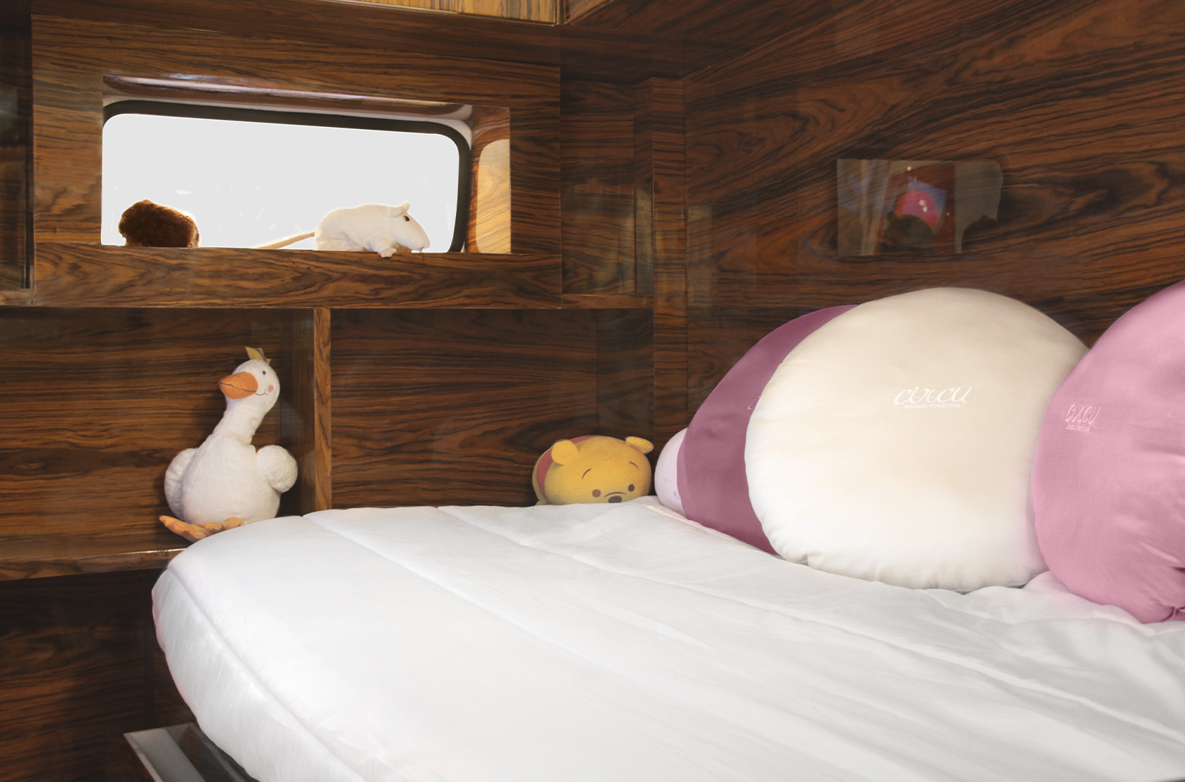 Кровать для детей Traveler’s Caravan Pink