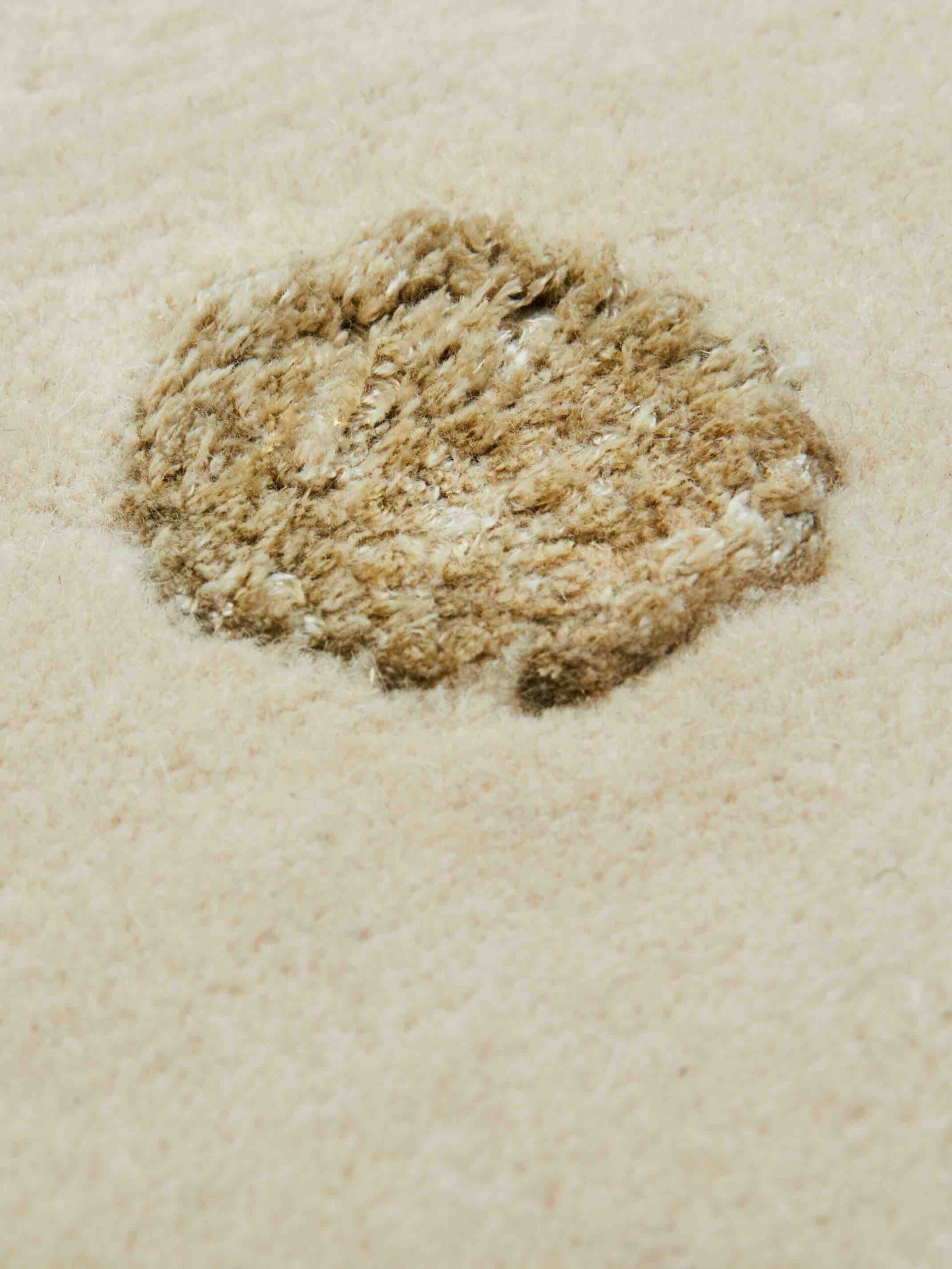 Ковер бежевого цвета Punti