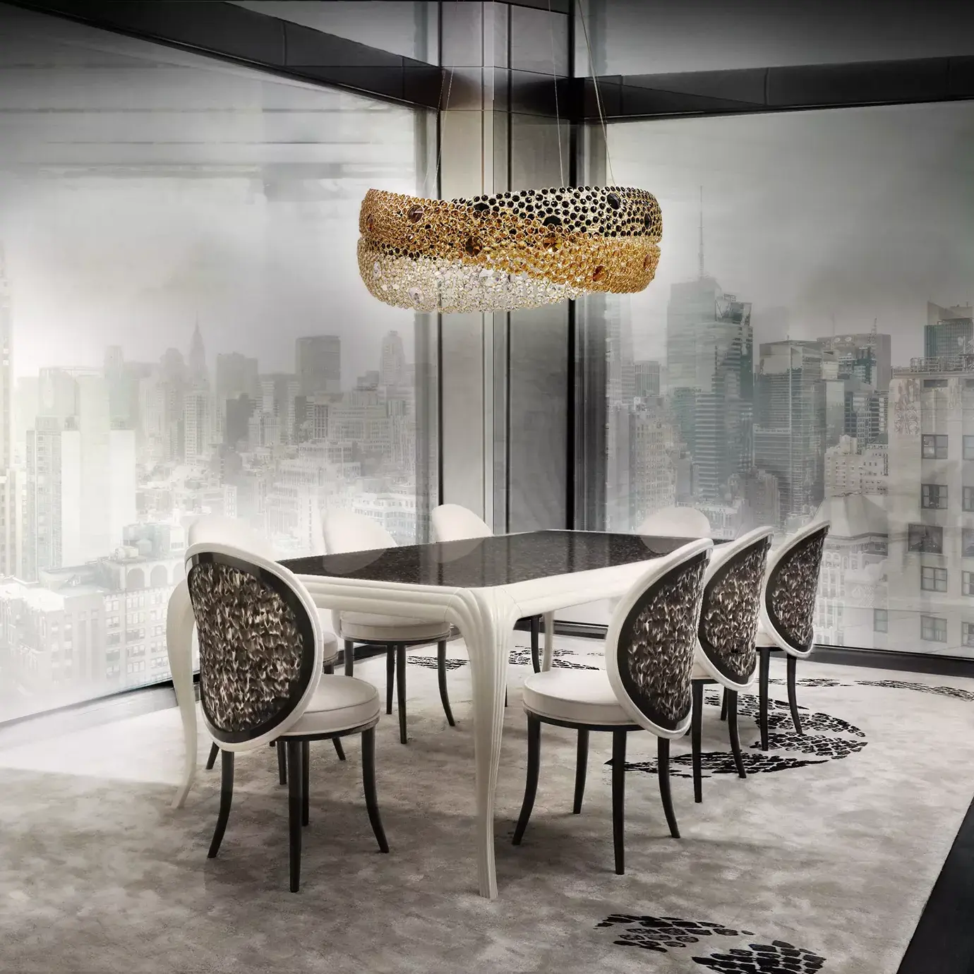 Обеденный стол с отделкой из экзотических перьев Mistral