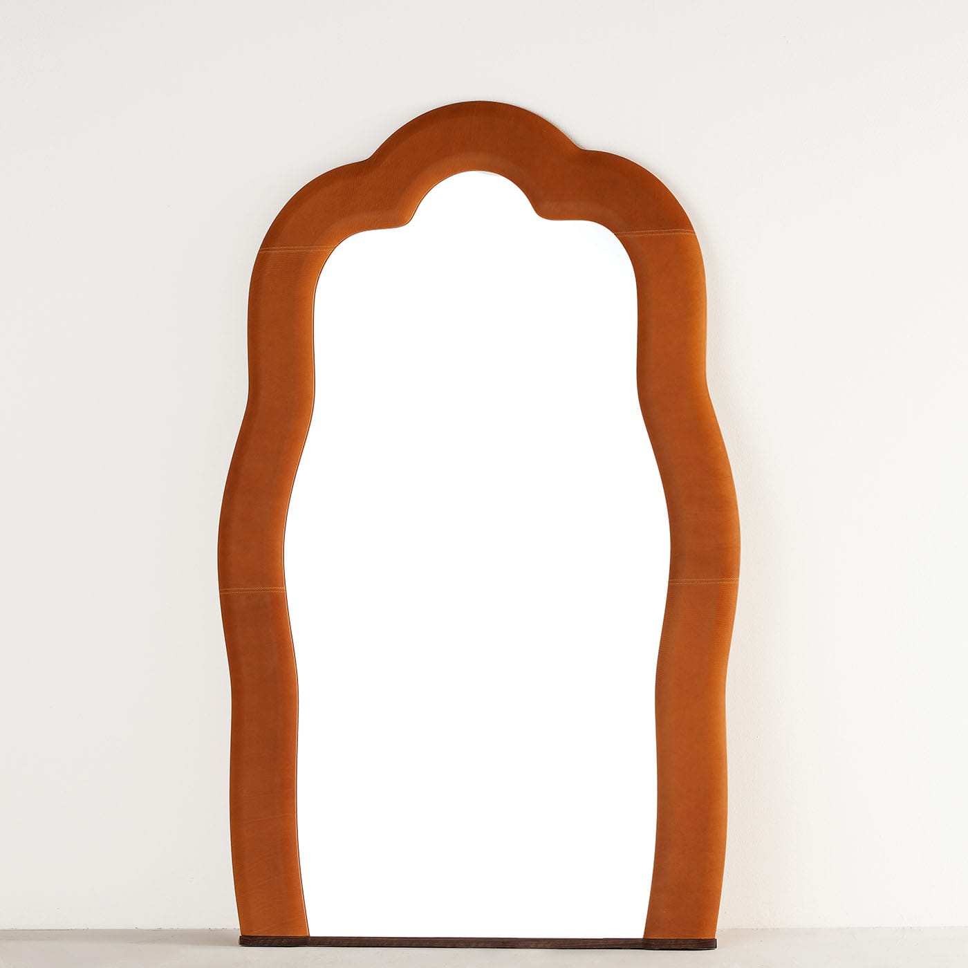 Итальянское напольное зеркало Vague