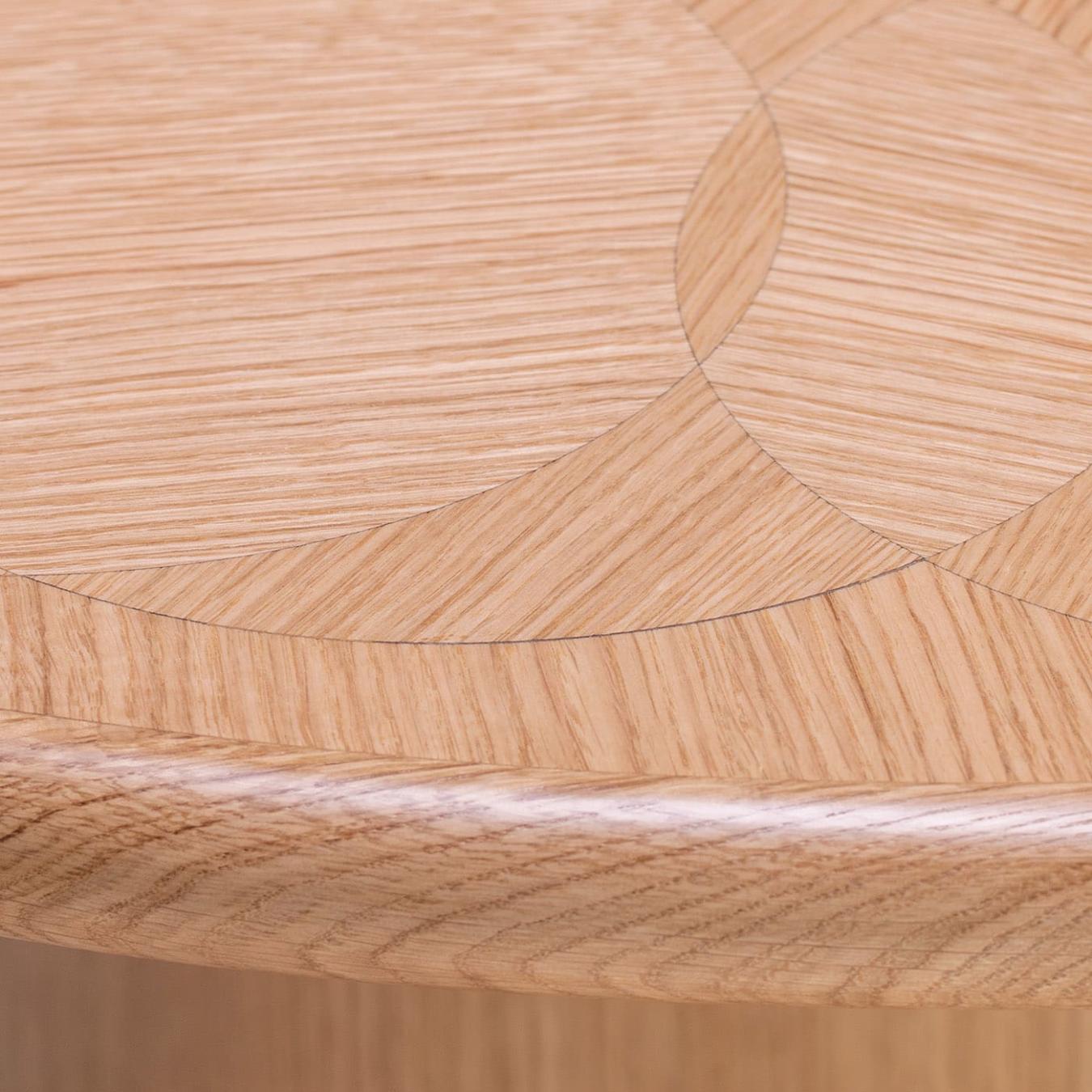 Современный круглый обеденный стол