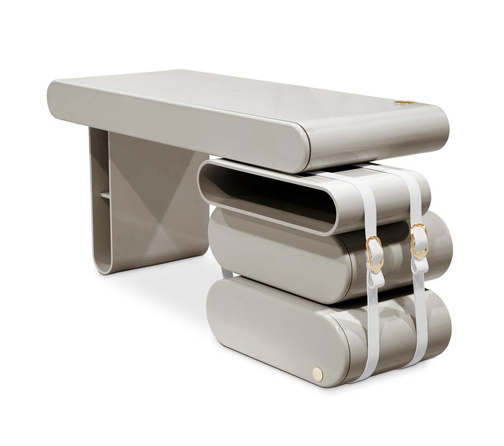 Детский письменный стол Fantasy Realm