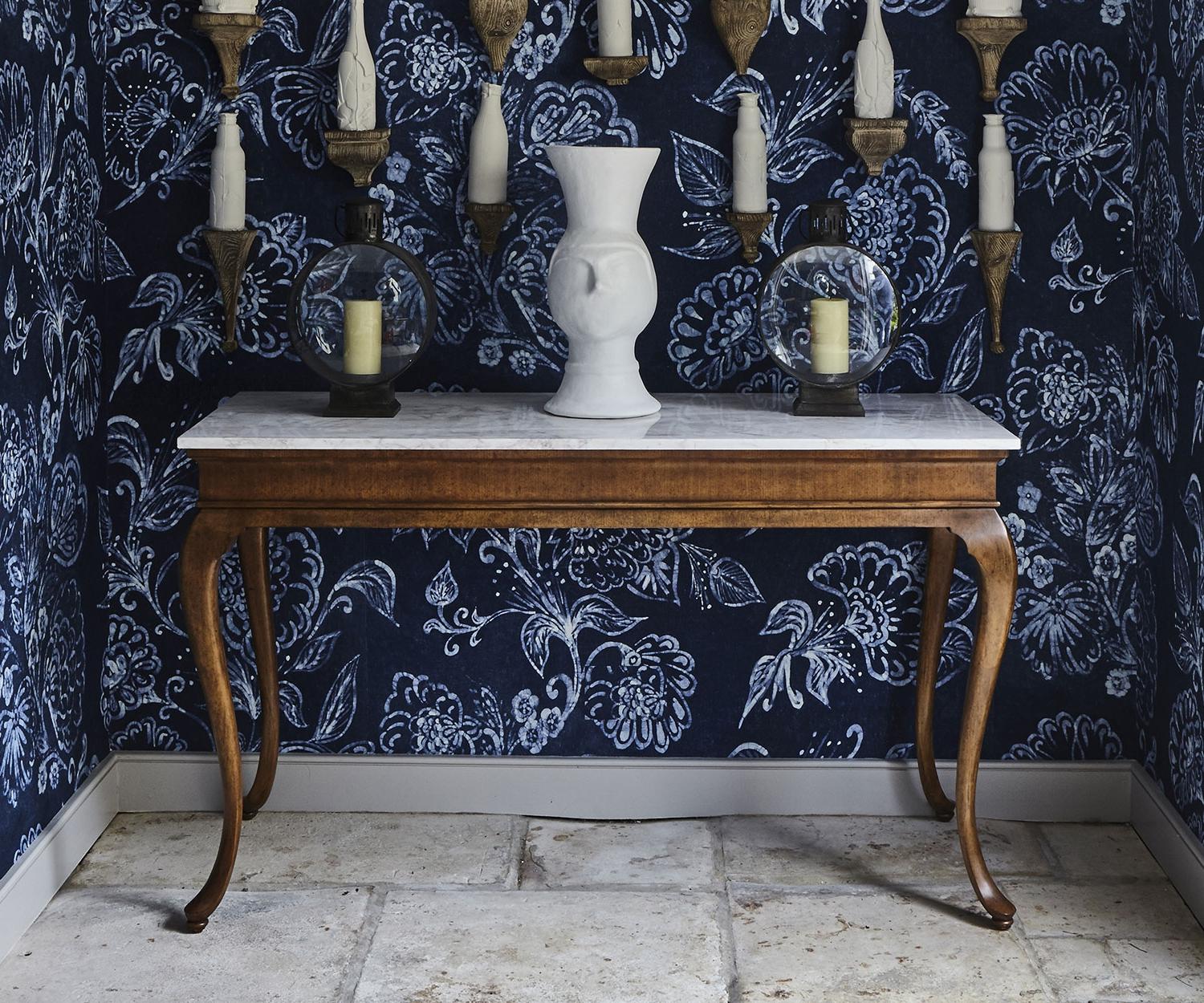 Консоль Marquette Grey Fruitwood