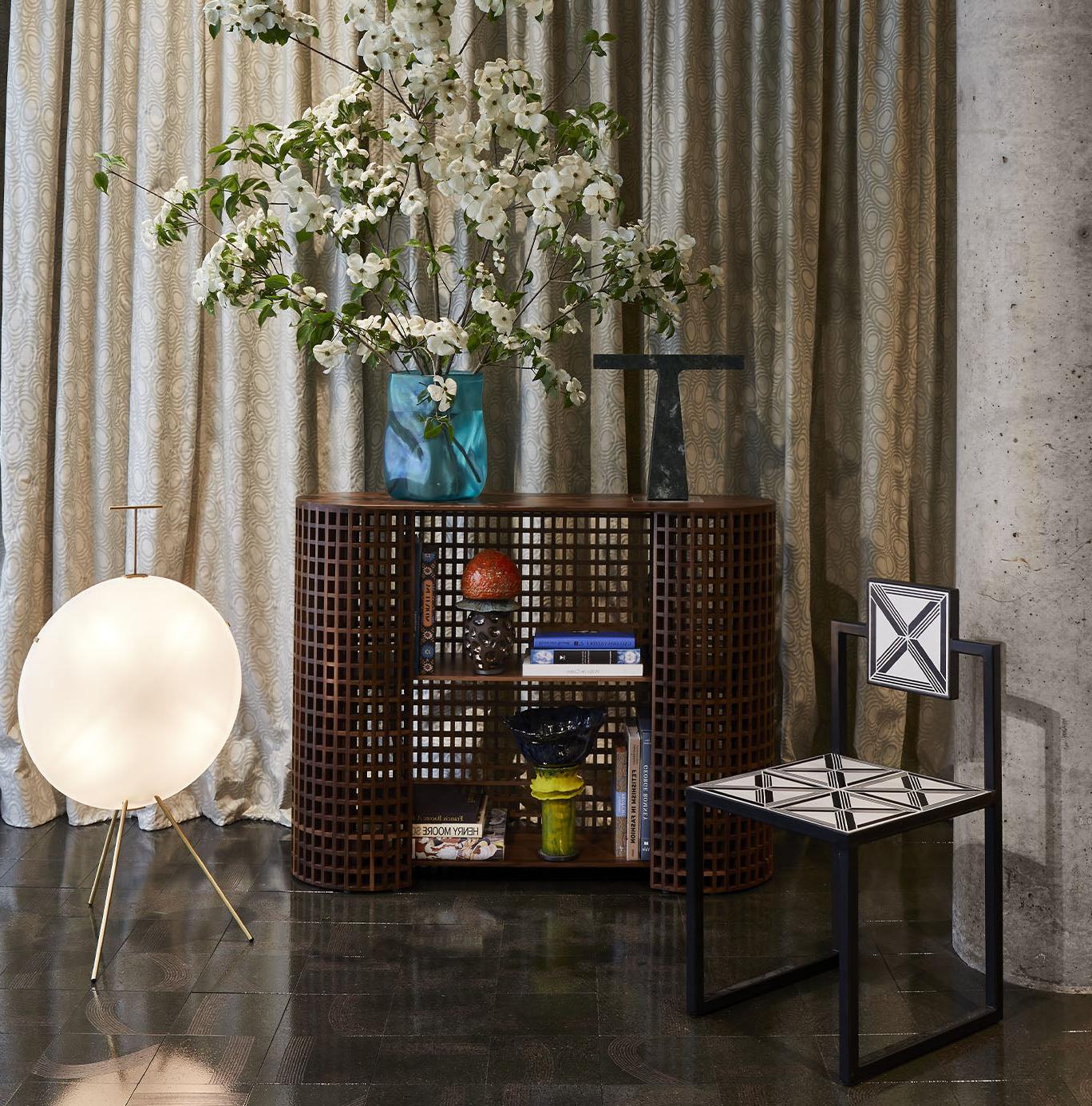 Консоль из натурального дерева