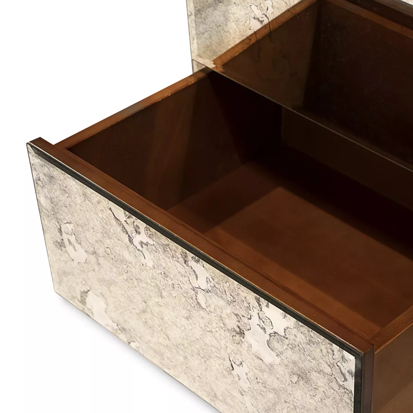 Тумба прикроватная с 3 ящиками Tamaris