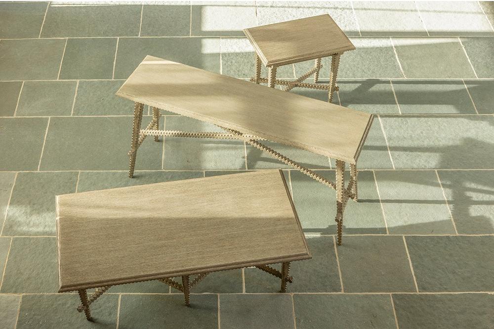 Приставной столик Stratford Greyed Oak