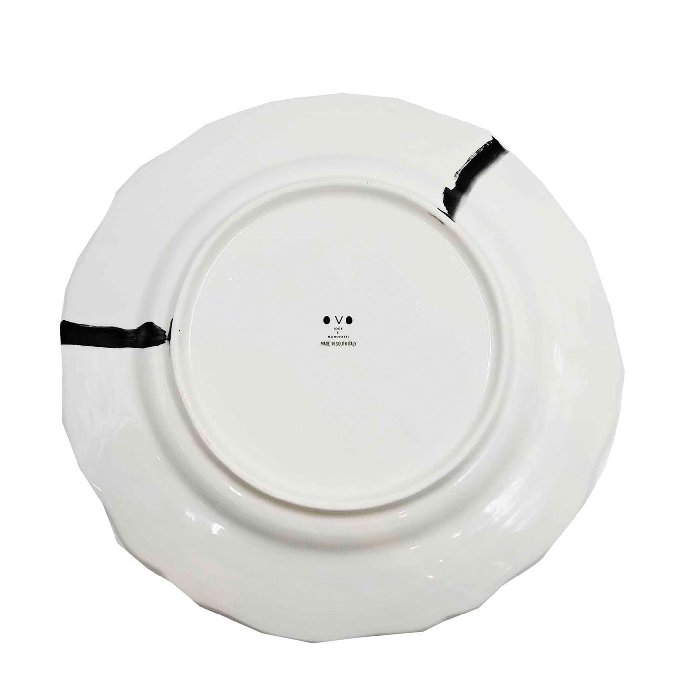 Тарелка керамическая ручной работы