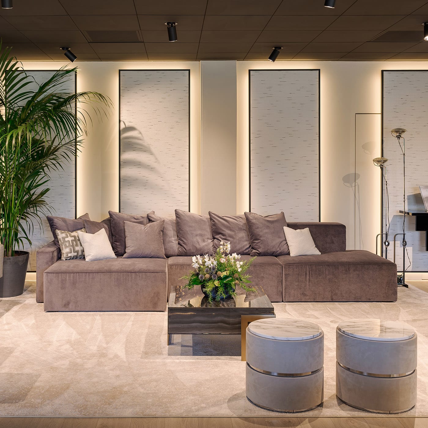 Диван современный итальянский Bonnie