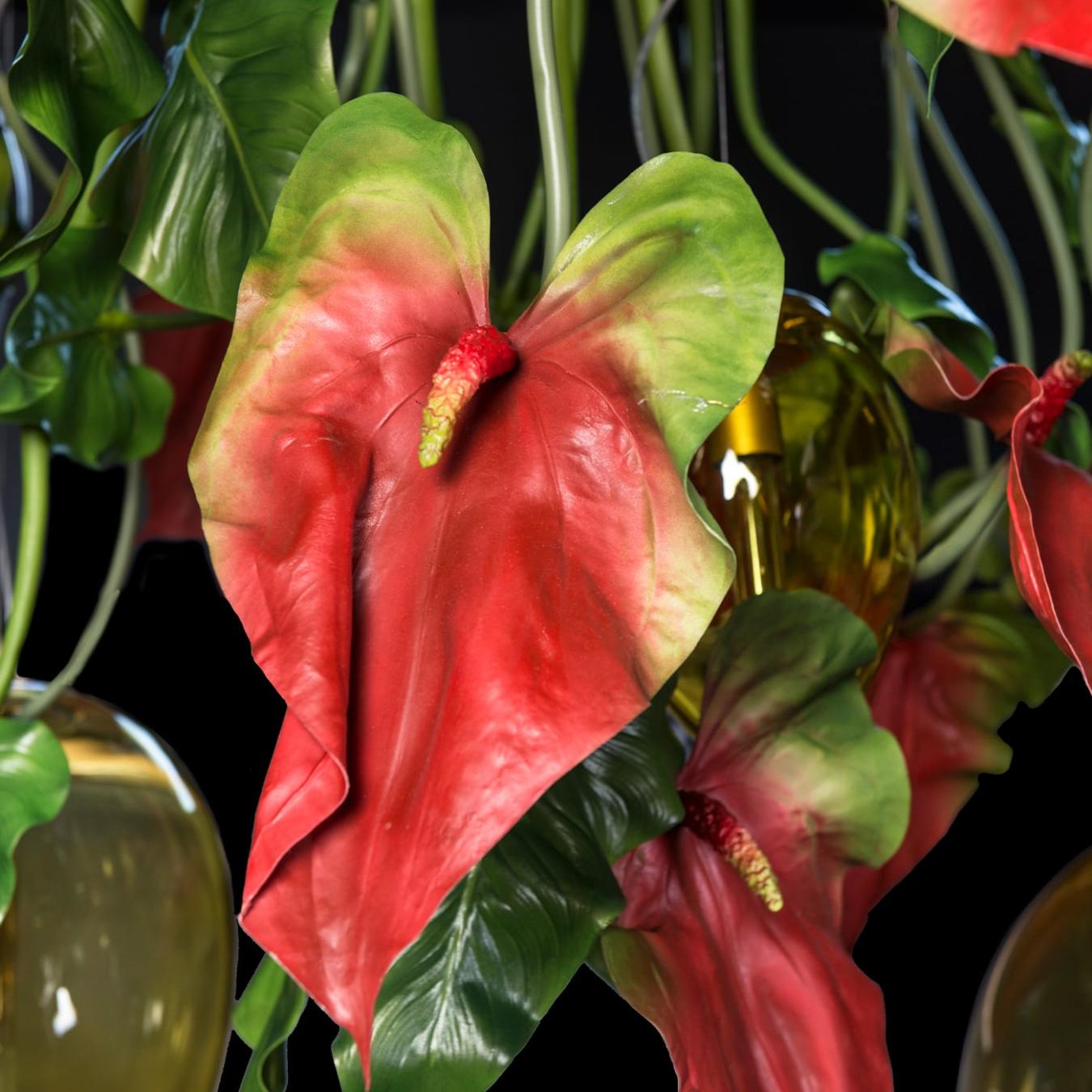 Тёмная люстра Anthurium