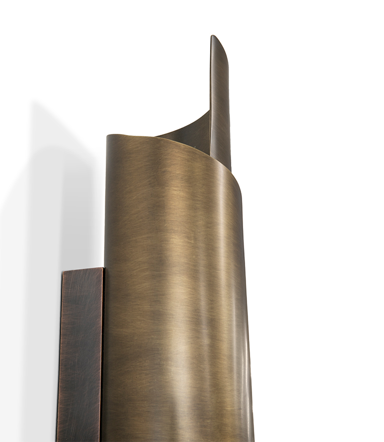 Настенное бра из состаренной латуни