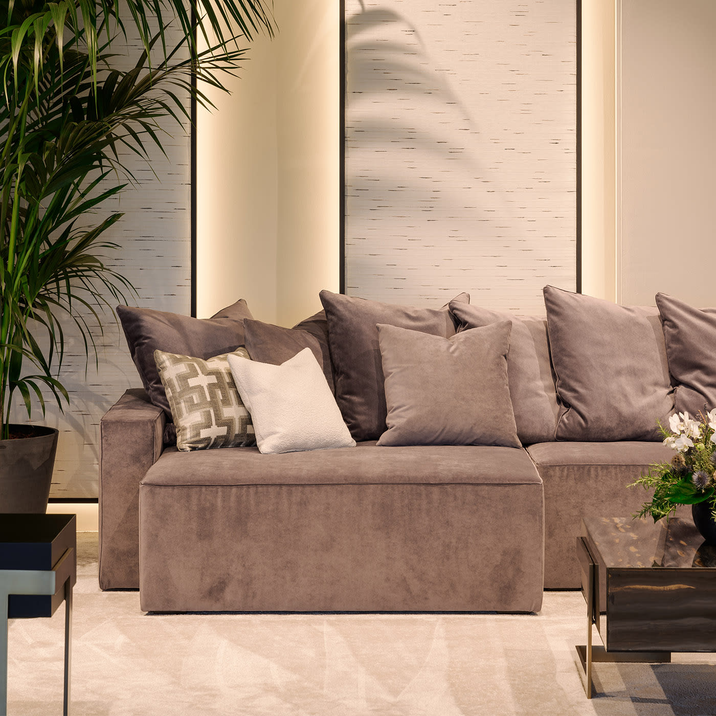 Диван современный итальянский Bonnie