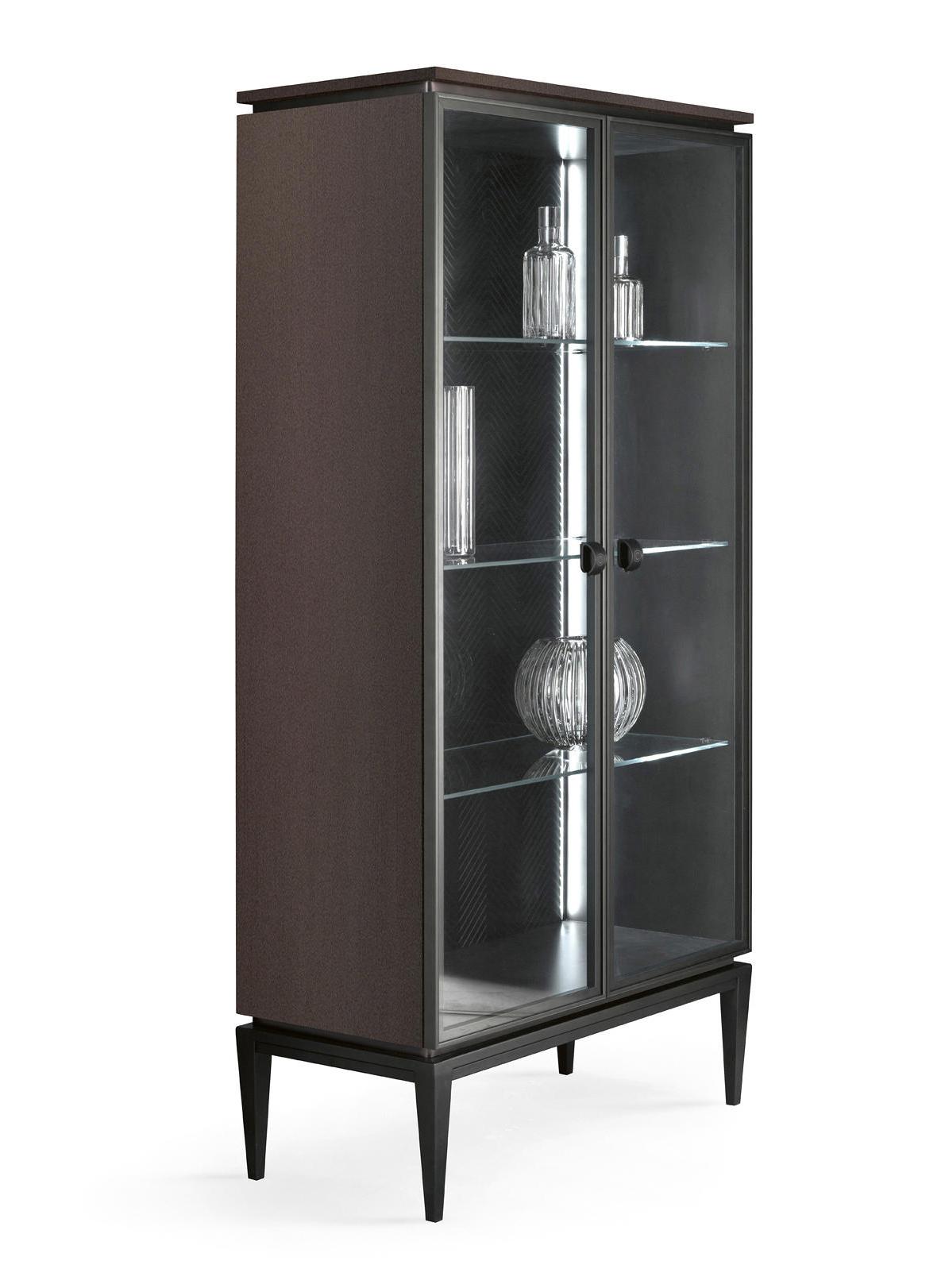 Витрина Glass Showcase