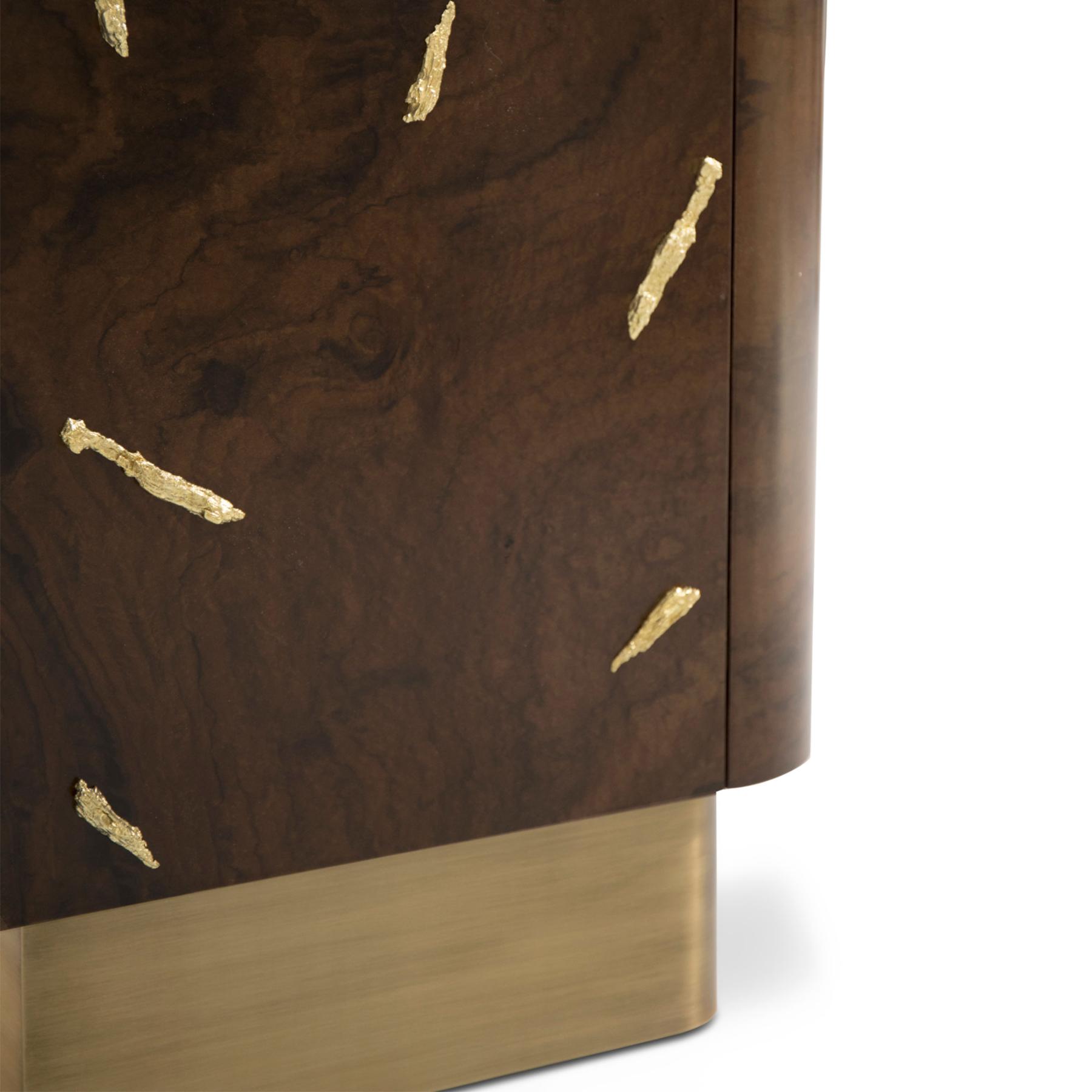 Дизайнерская тумба из дерева