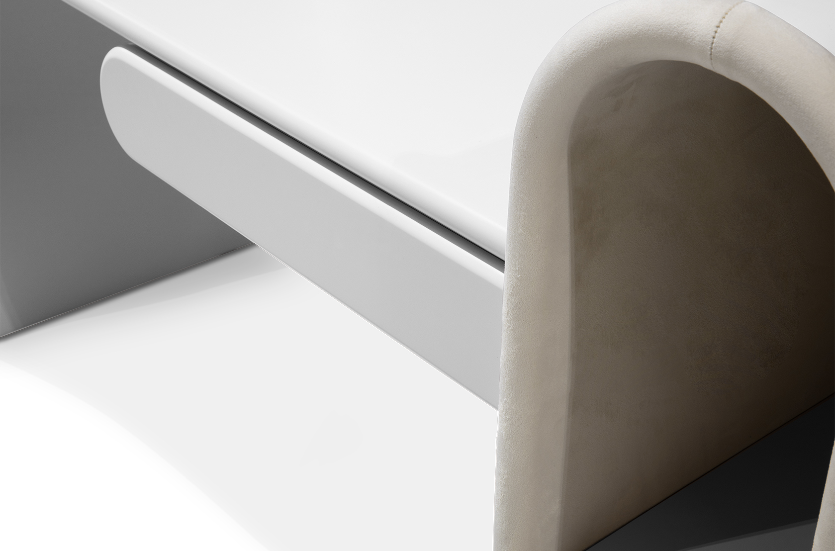 Детский туалетный столик Sugar Rush Kids Vanity Table