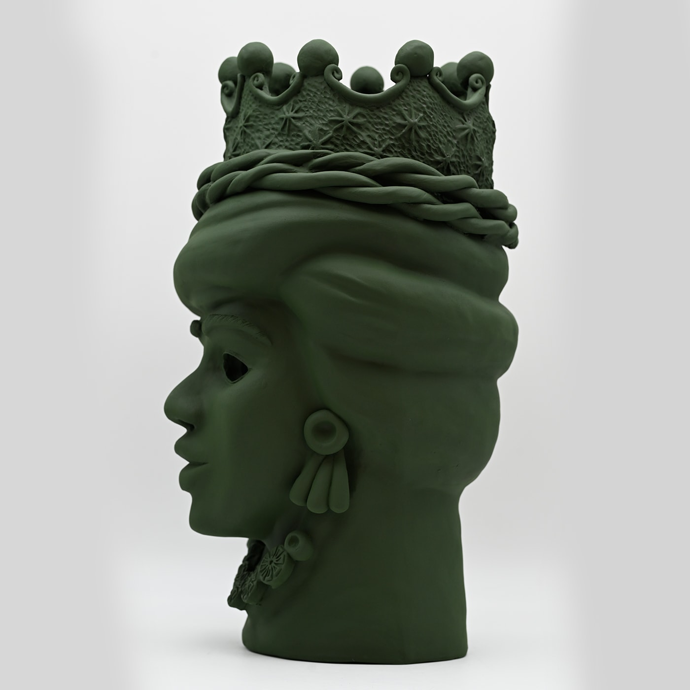 Скульптура зеленая ручной работы Moor's Head