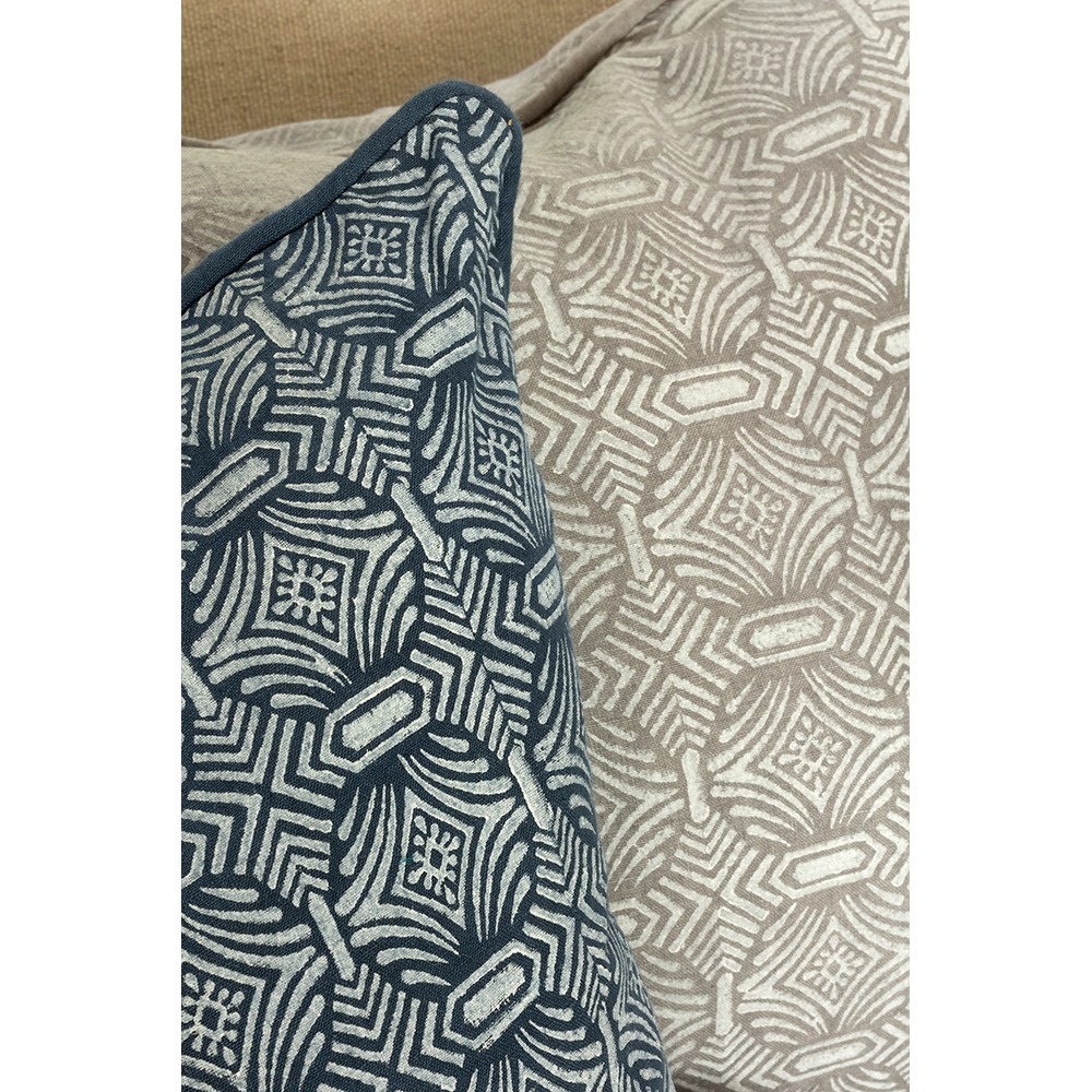 Подушка Pali Indigo 50 × 50