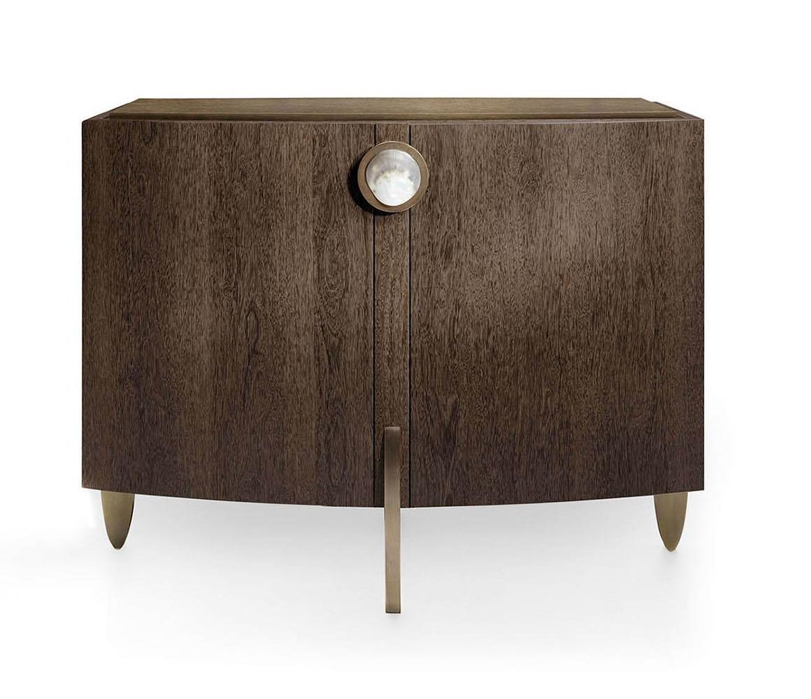 Буфет с перламутровыми ручками и бронзовыми акцентами Curve