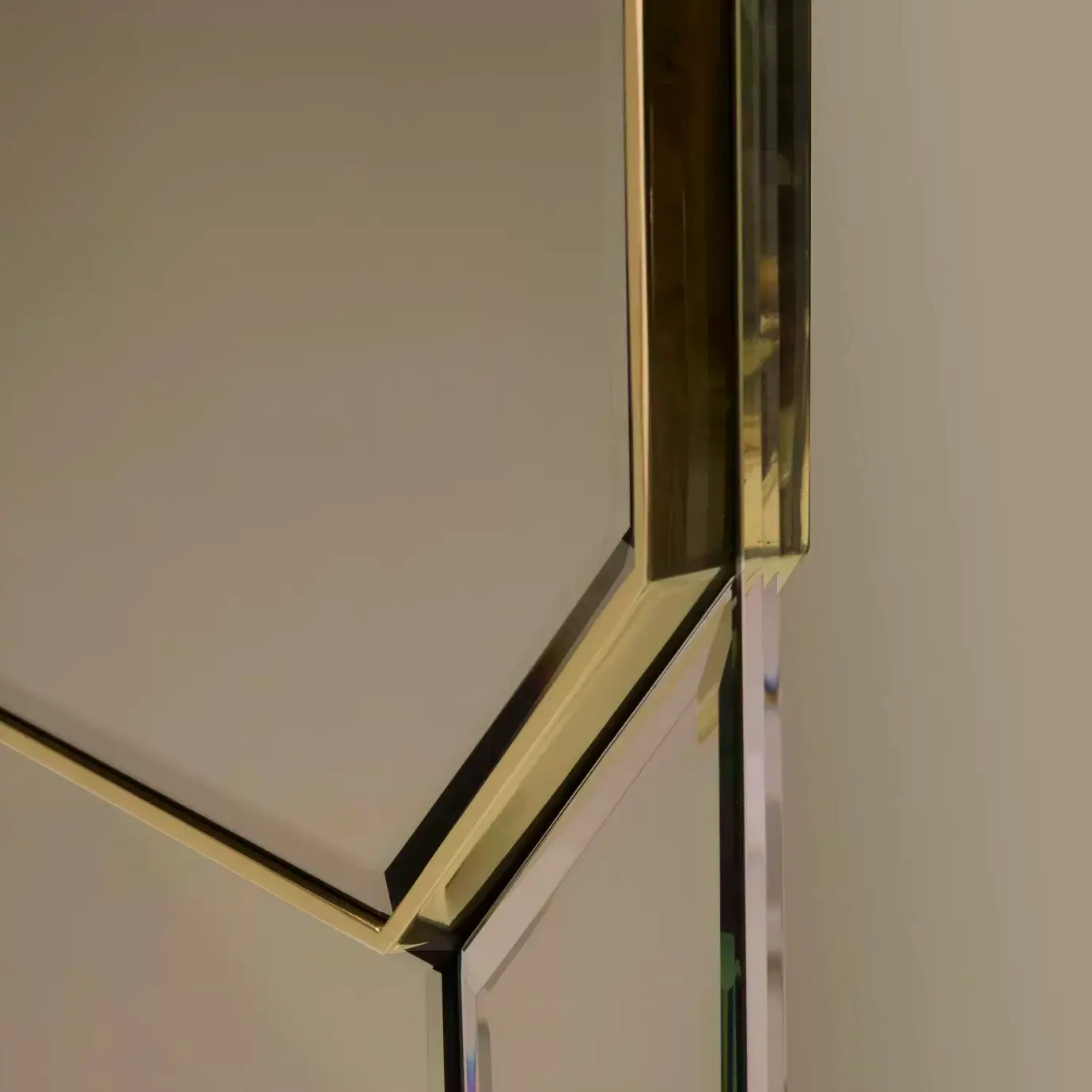 Зеркало Egoist