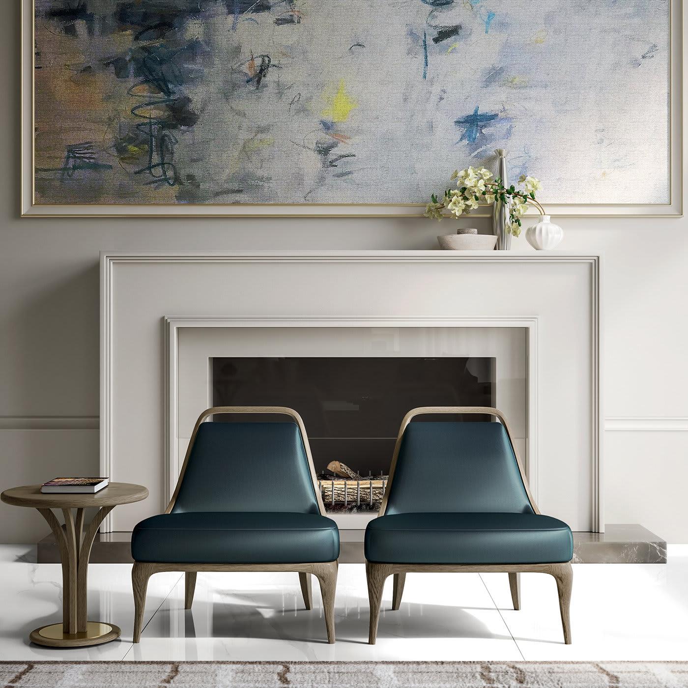 Кресло из зелёного бархата