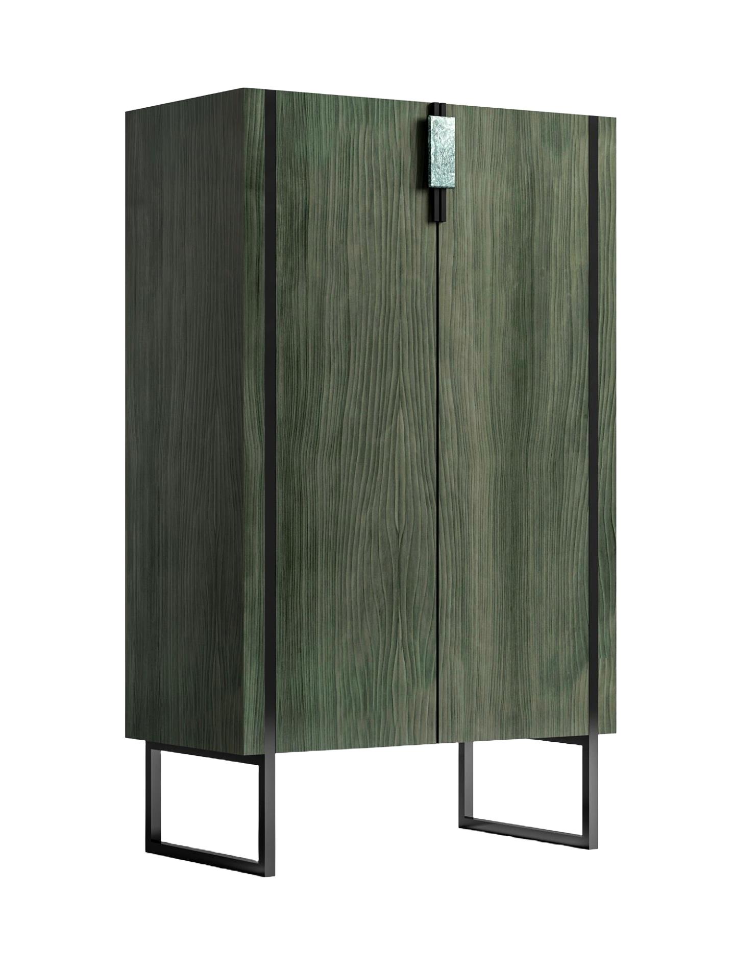 Шкаф из дерева с подсветкой Lucente