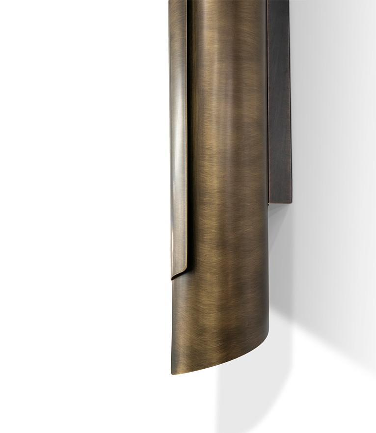 Настенное бра из состаренной латуни